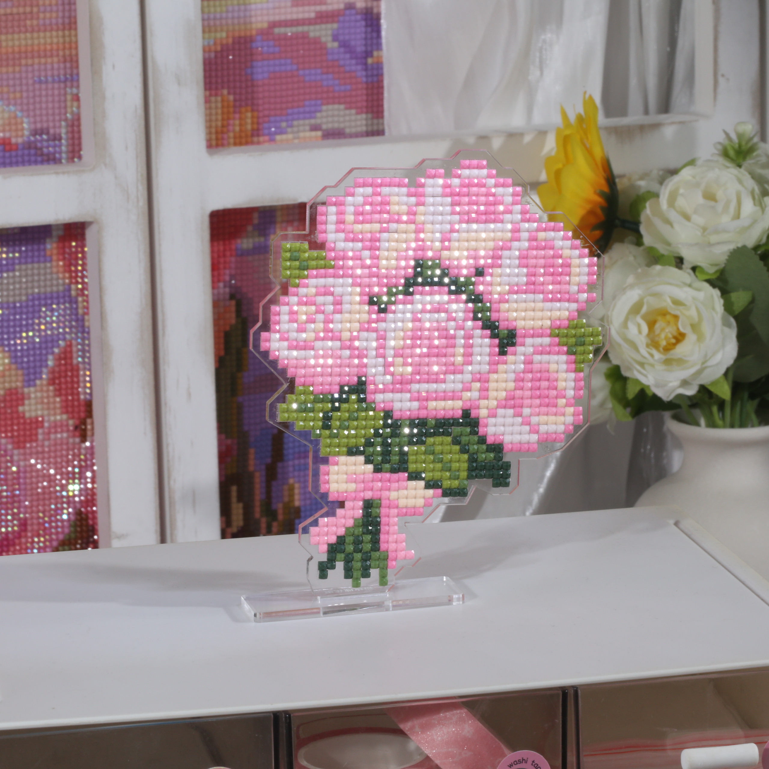 ForeverYoung Pink Rose Bouquet - Resin Art Stand recension och pris